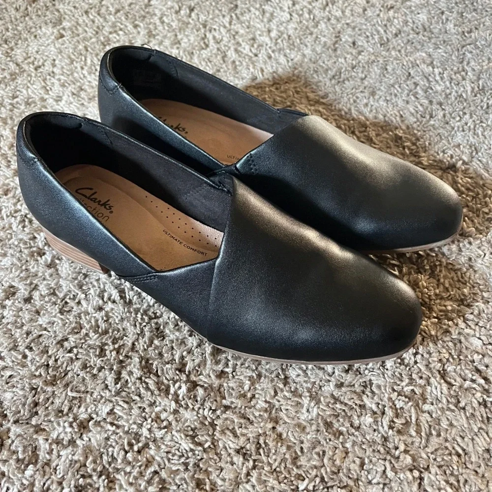 Clarks Shoes Juliet Palm Black Leather Loafer Slip On Minimal Basic Womens 9.5